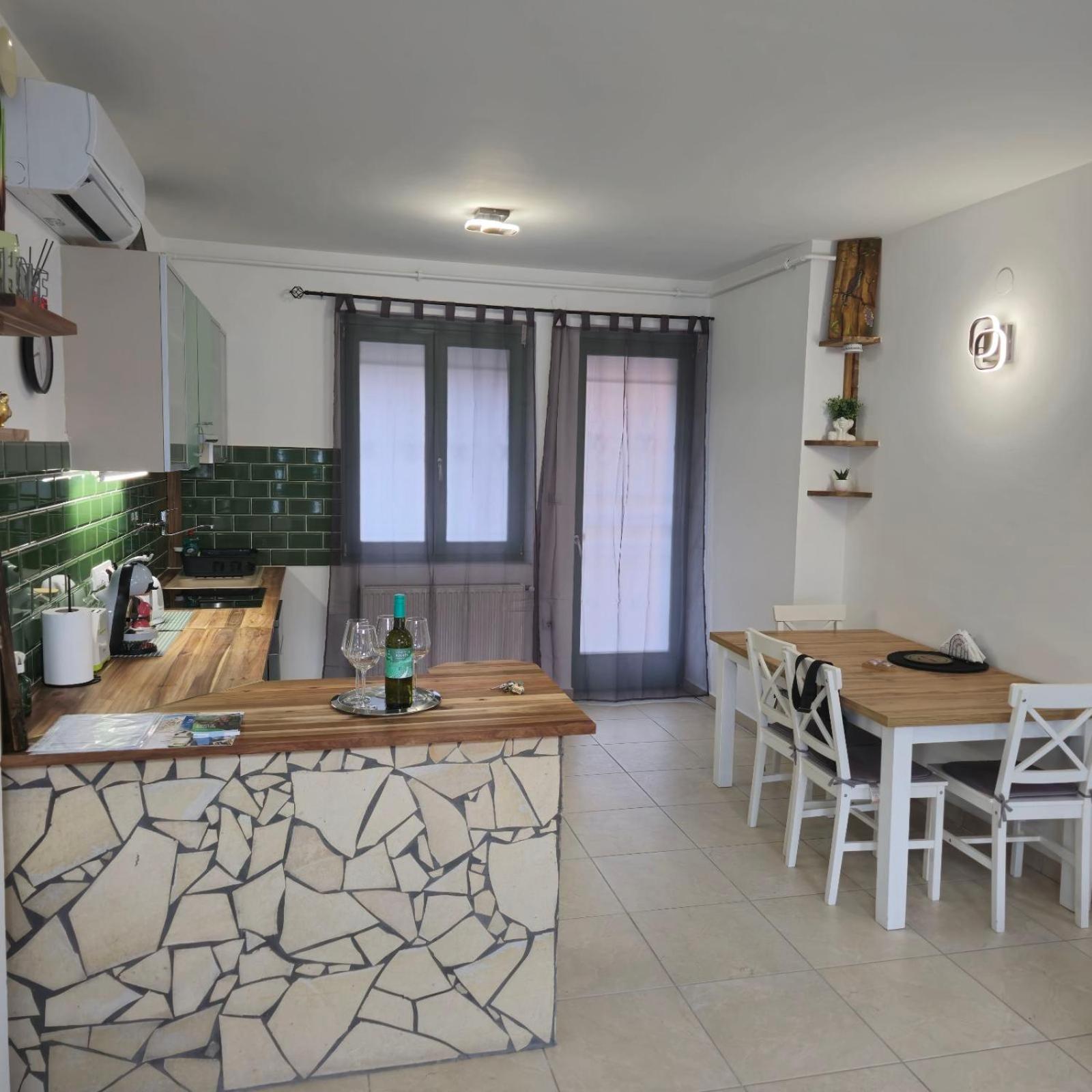 Chill'Inn Szentendre Ngoại thất bức ảnh